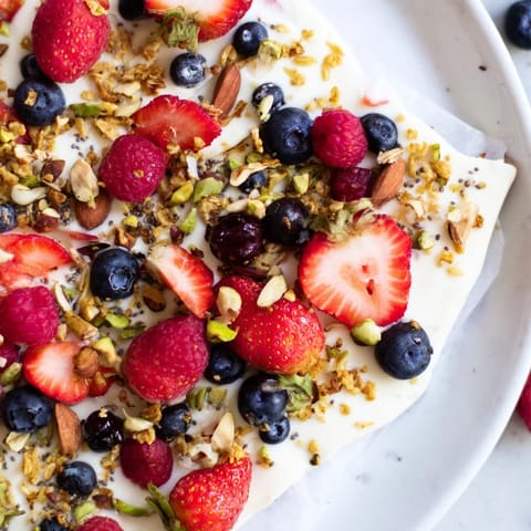 Gefrorene Frucht Joghurtbark